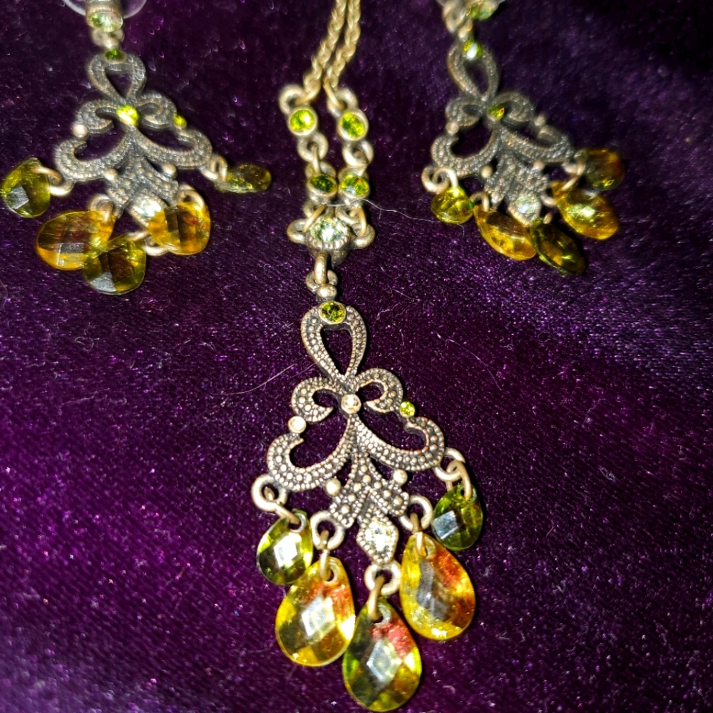 Necklace and matching earrings